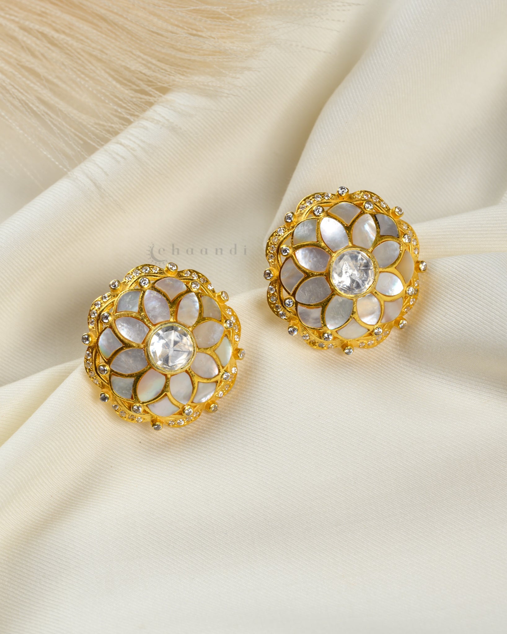 Gold Polish Mother Of Pearl And Zircon Stones Earrings CHE1544