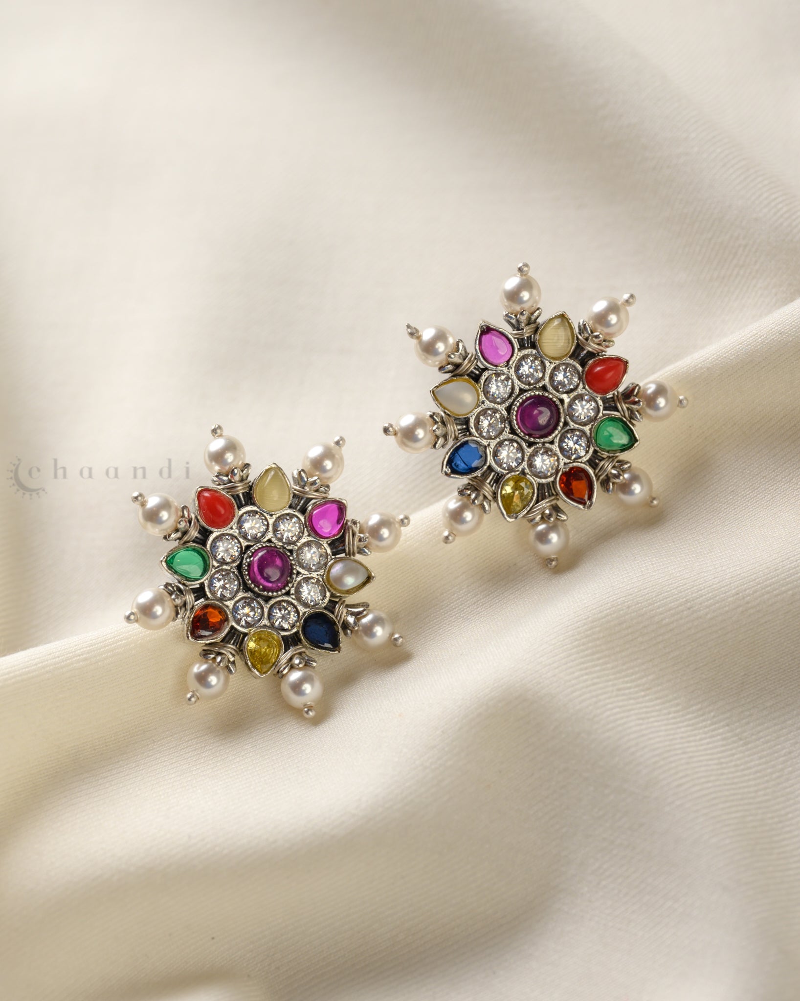 Navarathana Flower Earrings With Pearls CHE1632