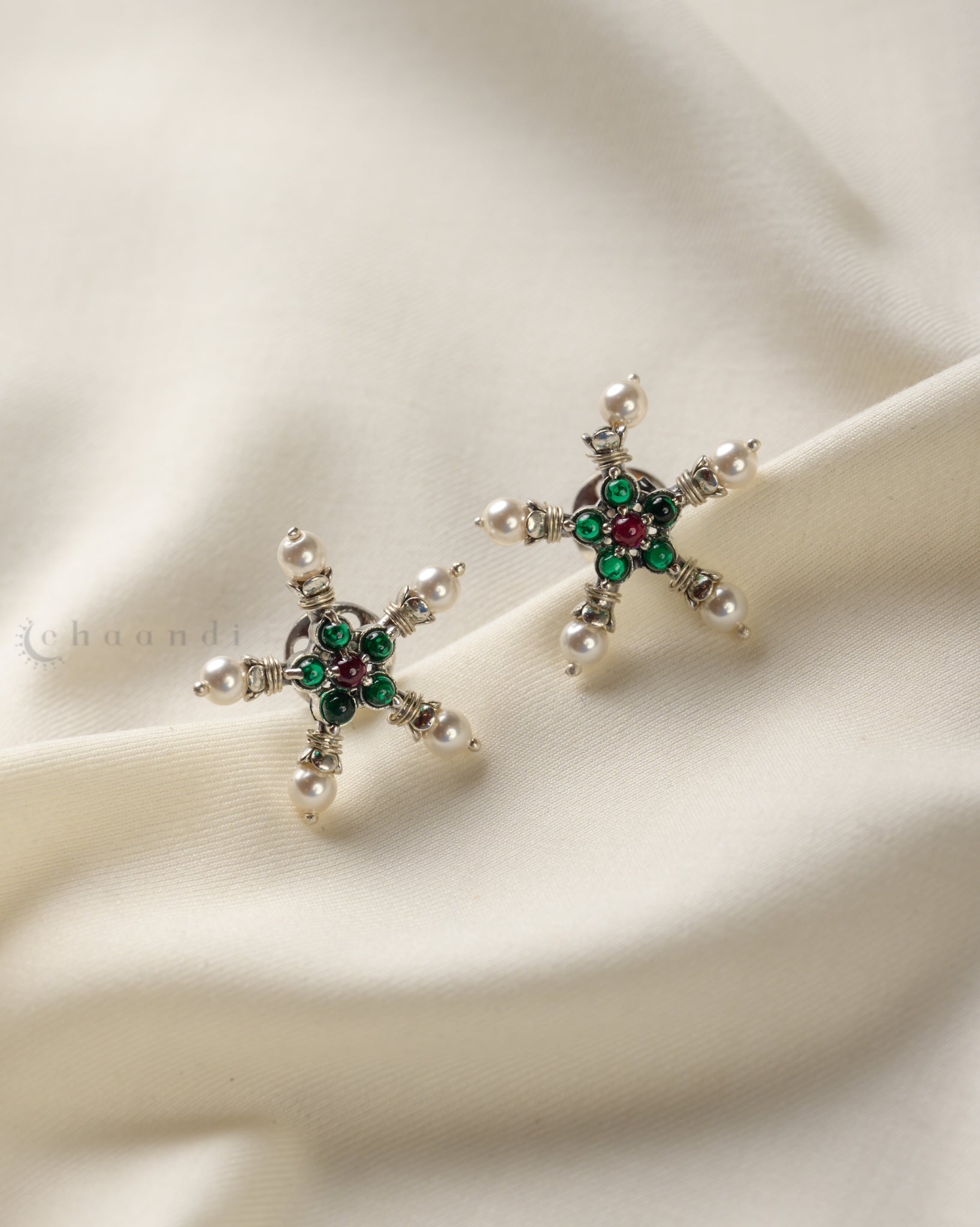 Flower Red & Green Earrings With Pearls CHE1622