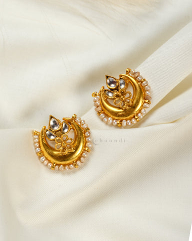 Gold Polish Kundan Antique Earrings With Pearls CHE1514