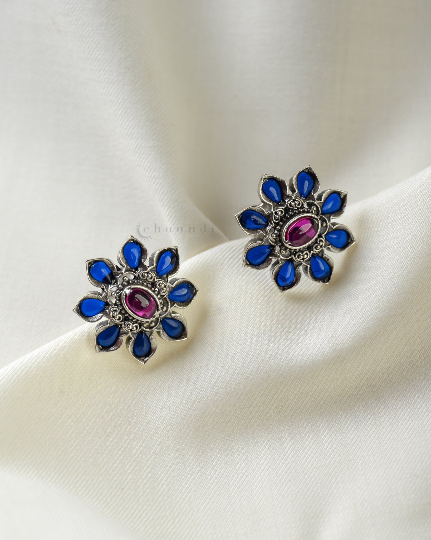 Red & Blue Flower Kemp Earrings CHE1644